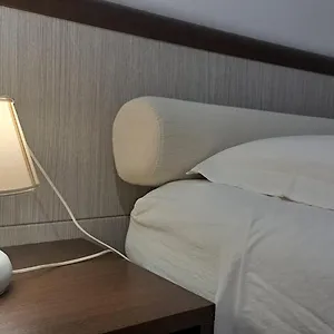  Couette-café Domo - Guest-house Il Nespolo Fiorito